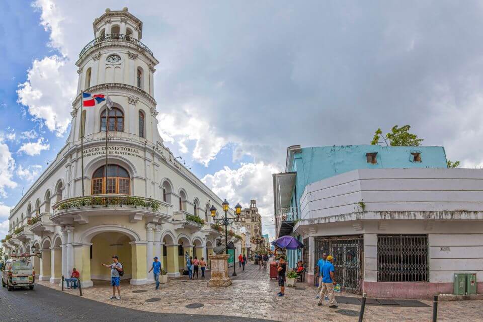 historie Dominikánská republika Palace Hall, Santo Domingo, Dominikánská republika - Bez autorských poplatků Dominikánskýma republikami Stock fotka