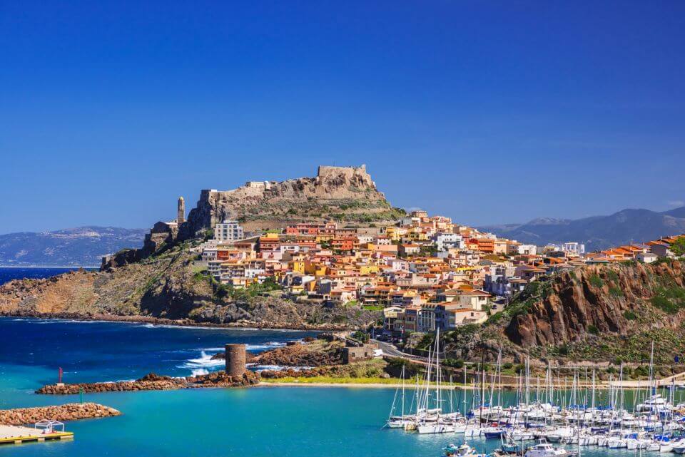 Sardinie Castelsardo, ostrov Sardinie, Itálie