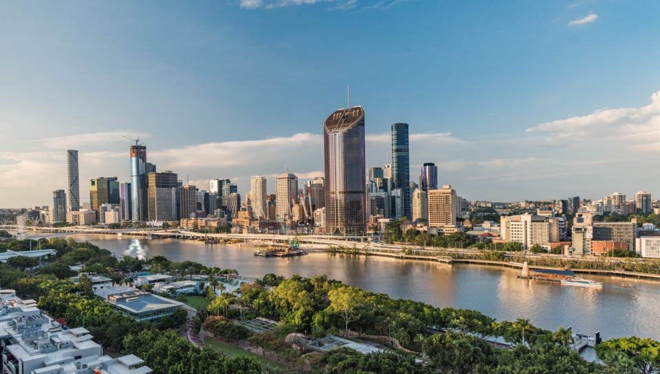 Austrálie Brisbane město a výhled Soutbank během slunečného odpoledne